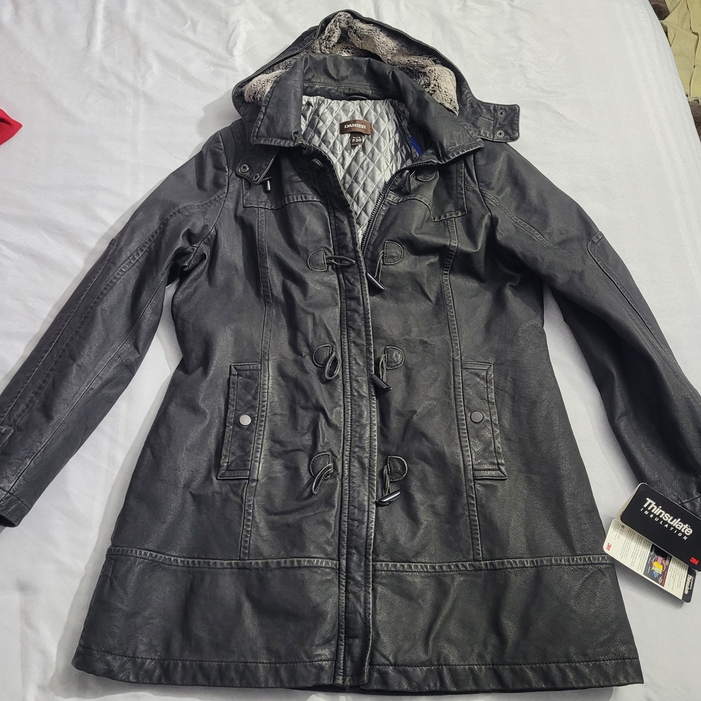 Danier Women's 3/4 Black Hooded Jacket (New)